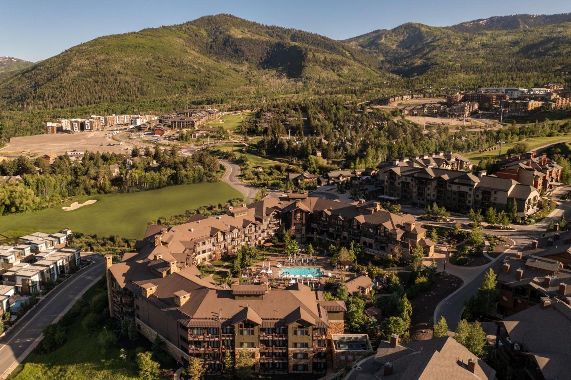 Waldorf Astoria Park City Exterior photo